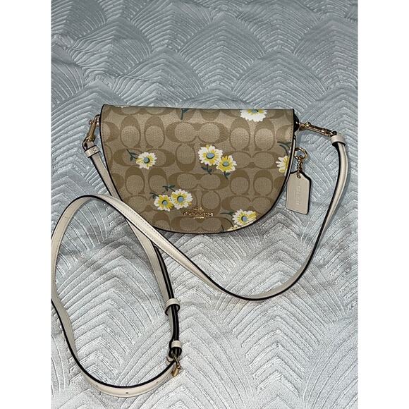 Coach Ellen Crossbody C3597 Signature Canvas Daisy Print Light Khaki - Picture 4 of 14